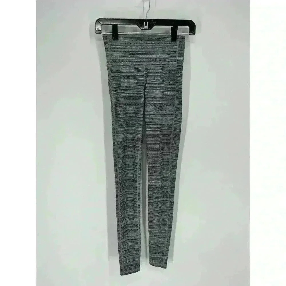 ATHLETA JACQUARD CHATURANGA LEGGINGS TEXTURED GRAY WOMEN'S SIZE XXS SIZE 2XS GYM